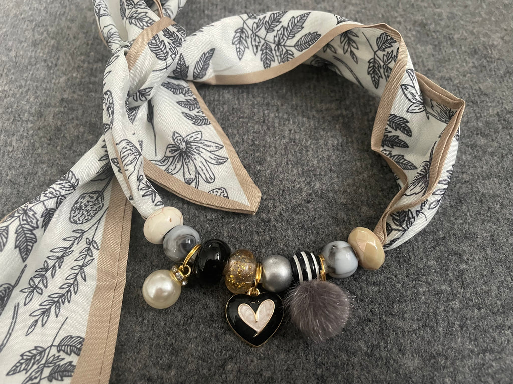 Sjaalketting® - Grijs beige hart