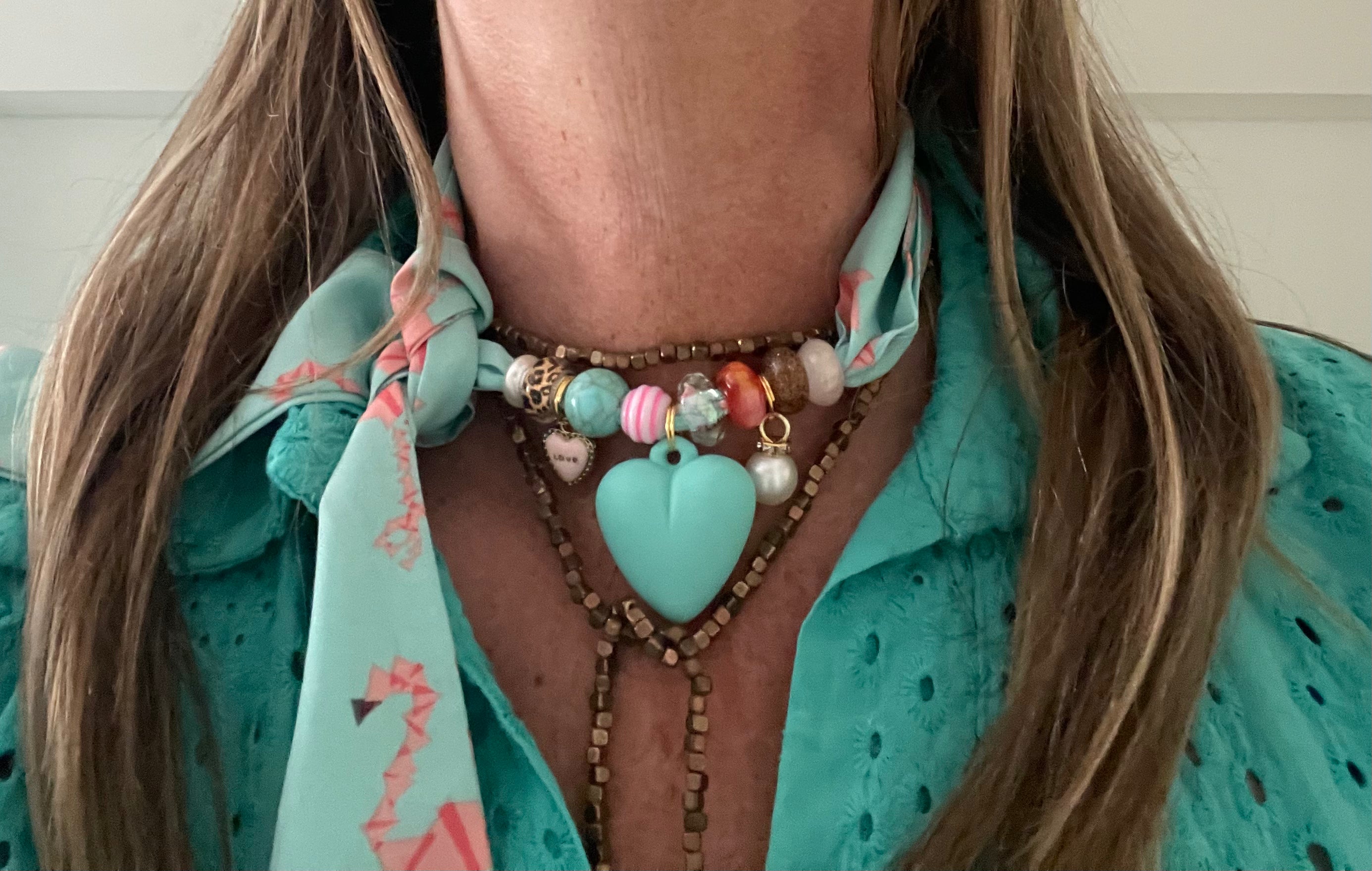 Sjaalketting - mint groen flamingo hart