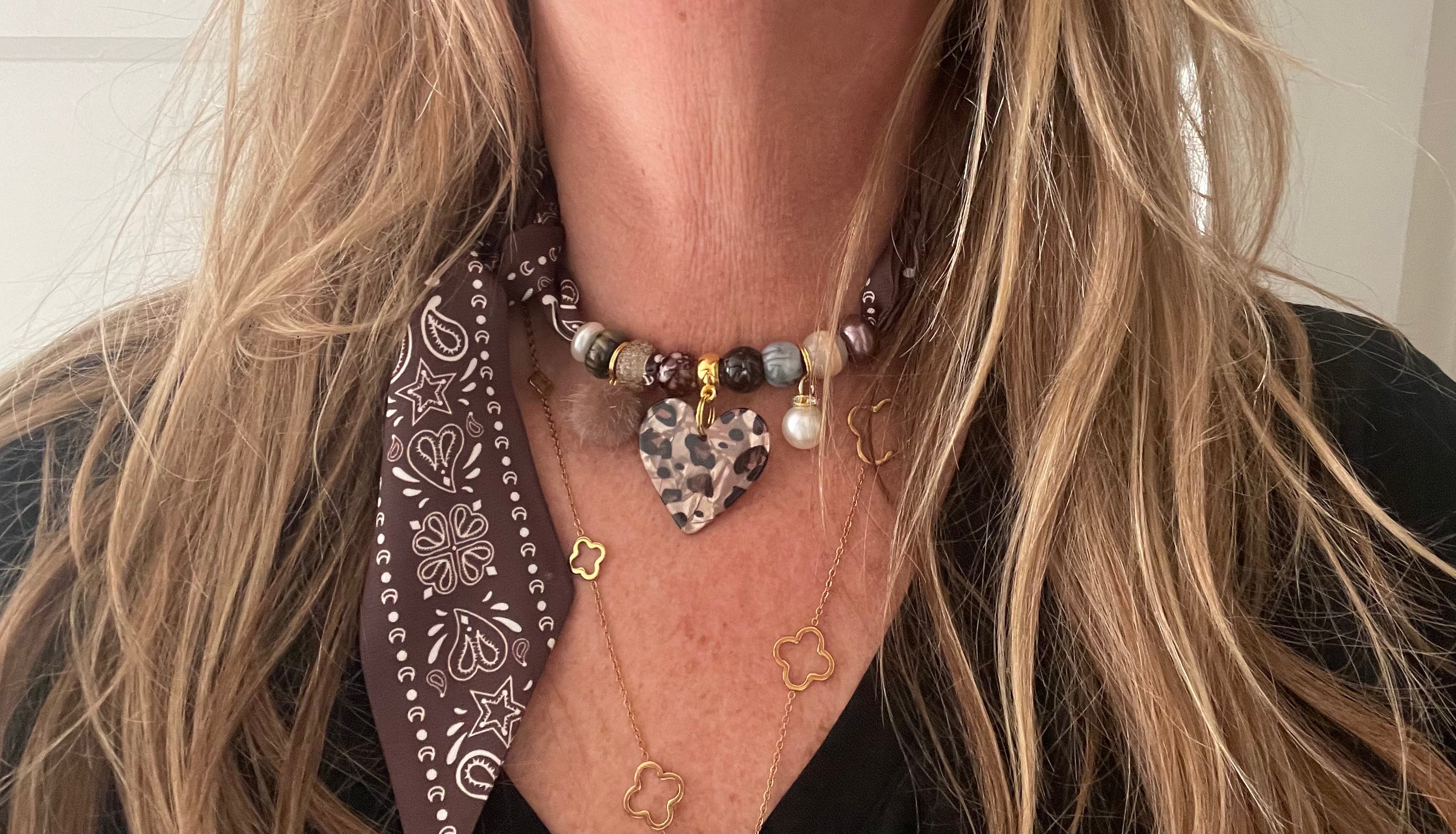 Sjaalenketting - Bruin hart