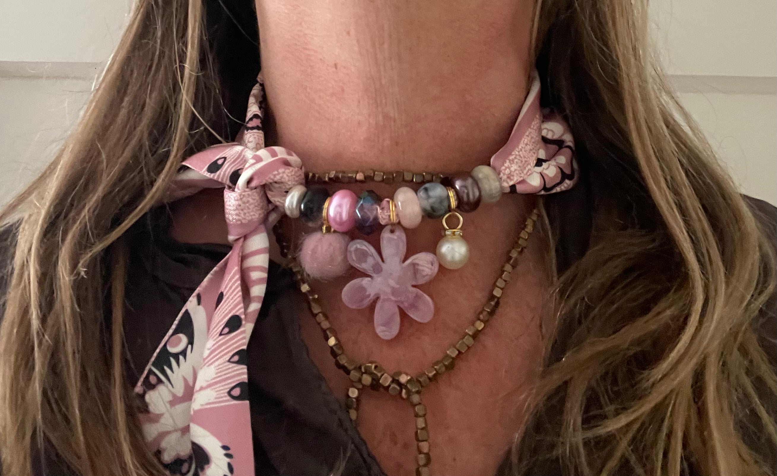 Sjaalketting - Rose wit bloem