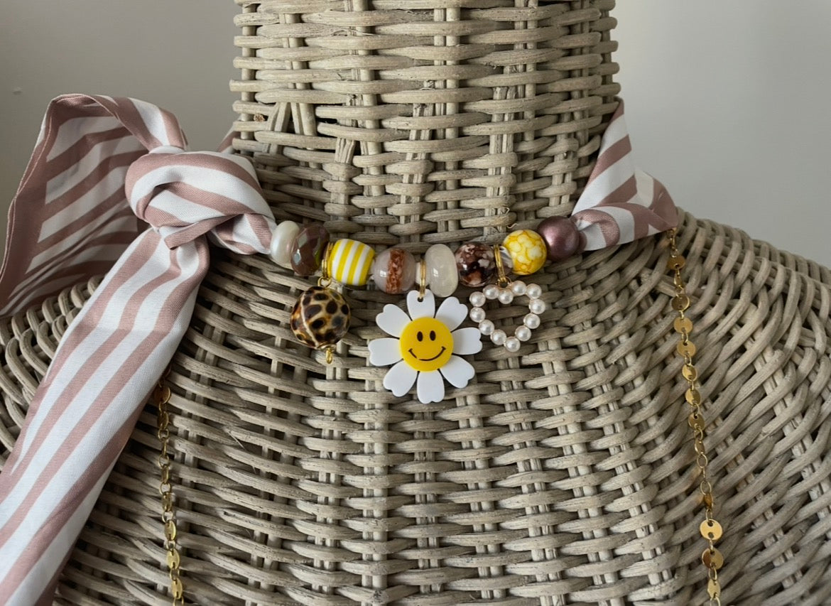Sjaalketting- Beige streep met zonnetje