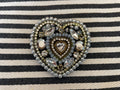 Broche - Hart grijs
