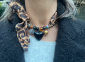 Sjaalketting® 
- Bruin panter zwart hart