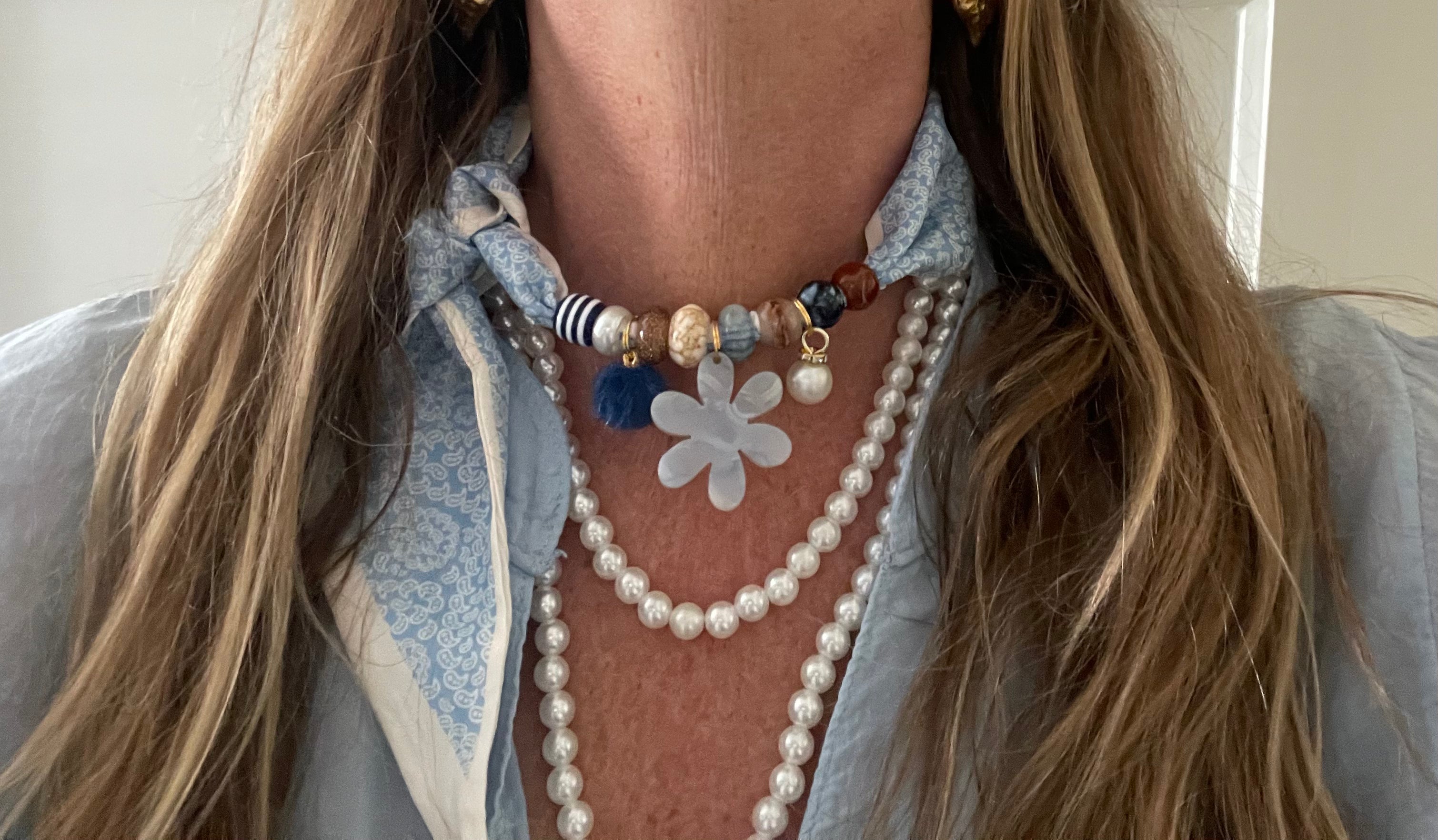 Sjaalketting - Lichtblauw cognac