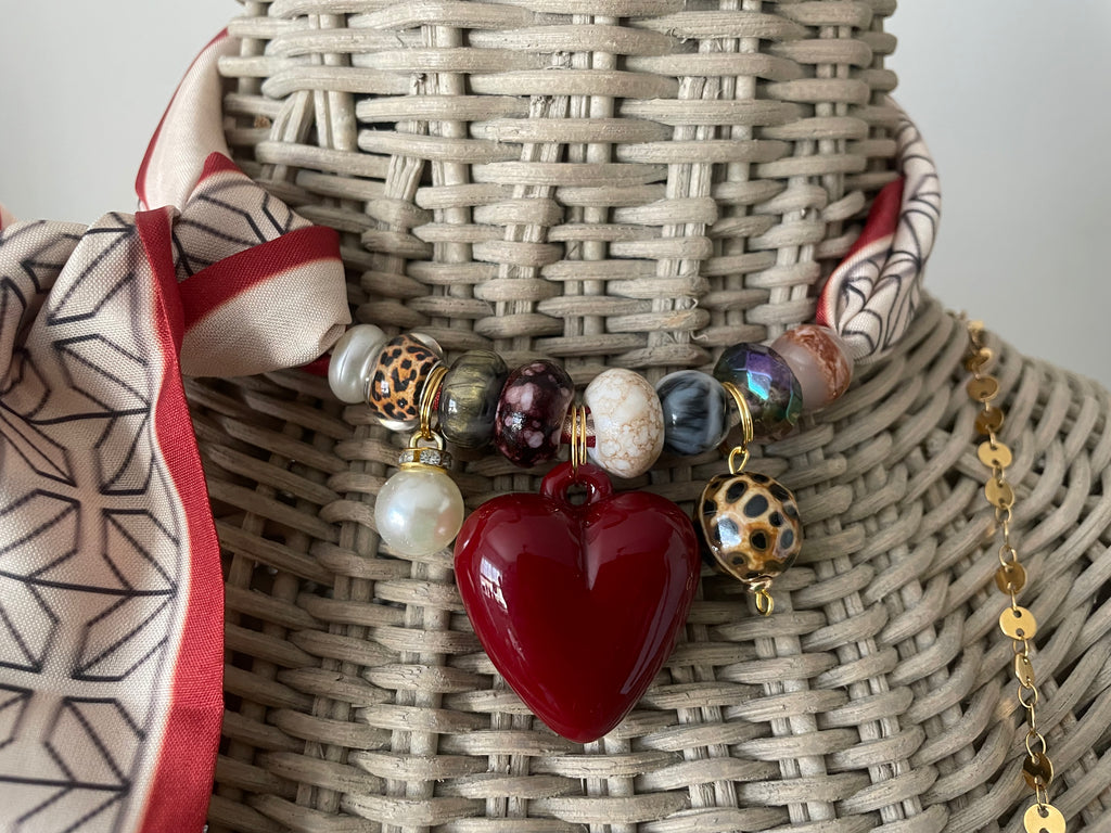 Sjaalketting- Rood ecru met bordeaux en panter