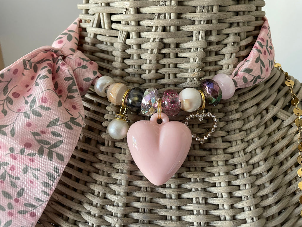 Sjaalketting - Rose nude met licht rose hart