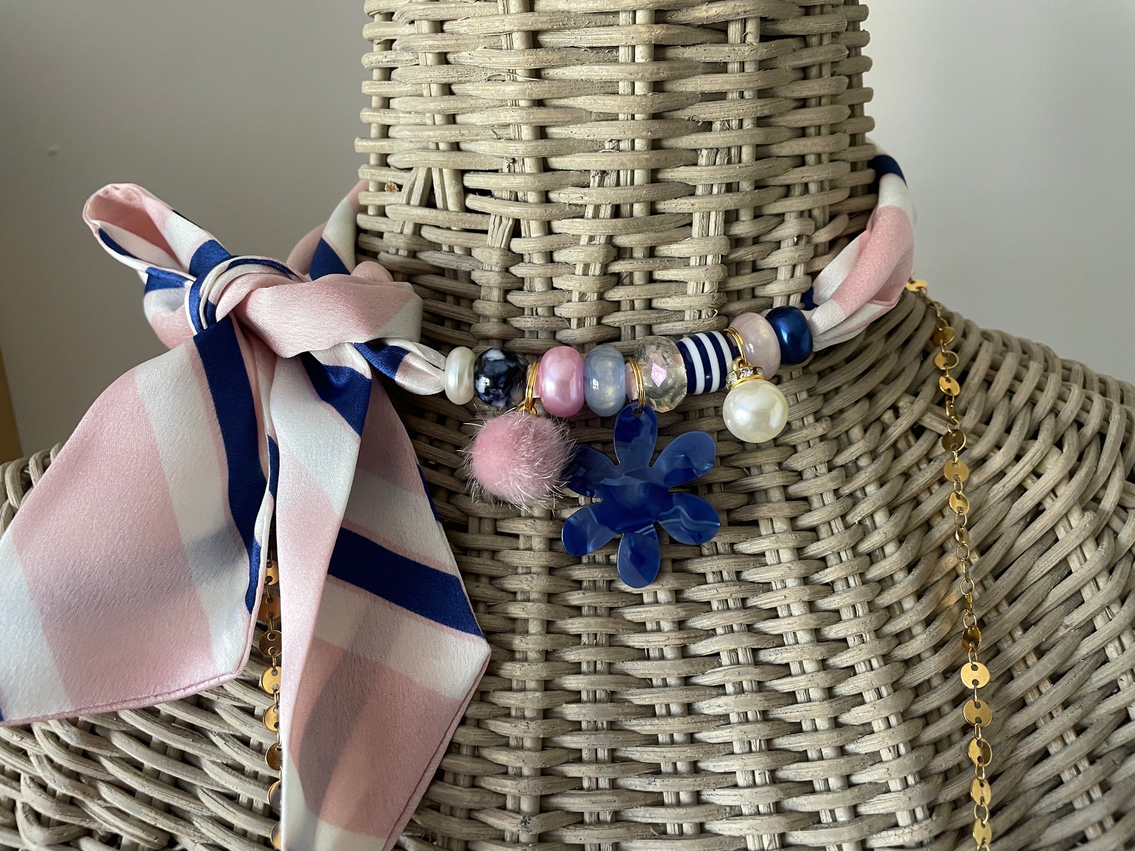 Sjaalketting- Rose blauwe streep