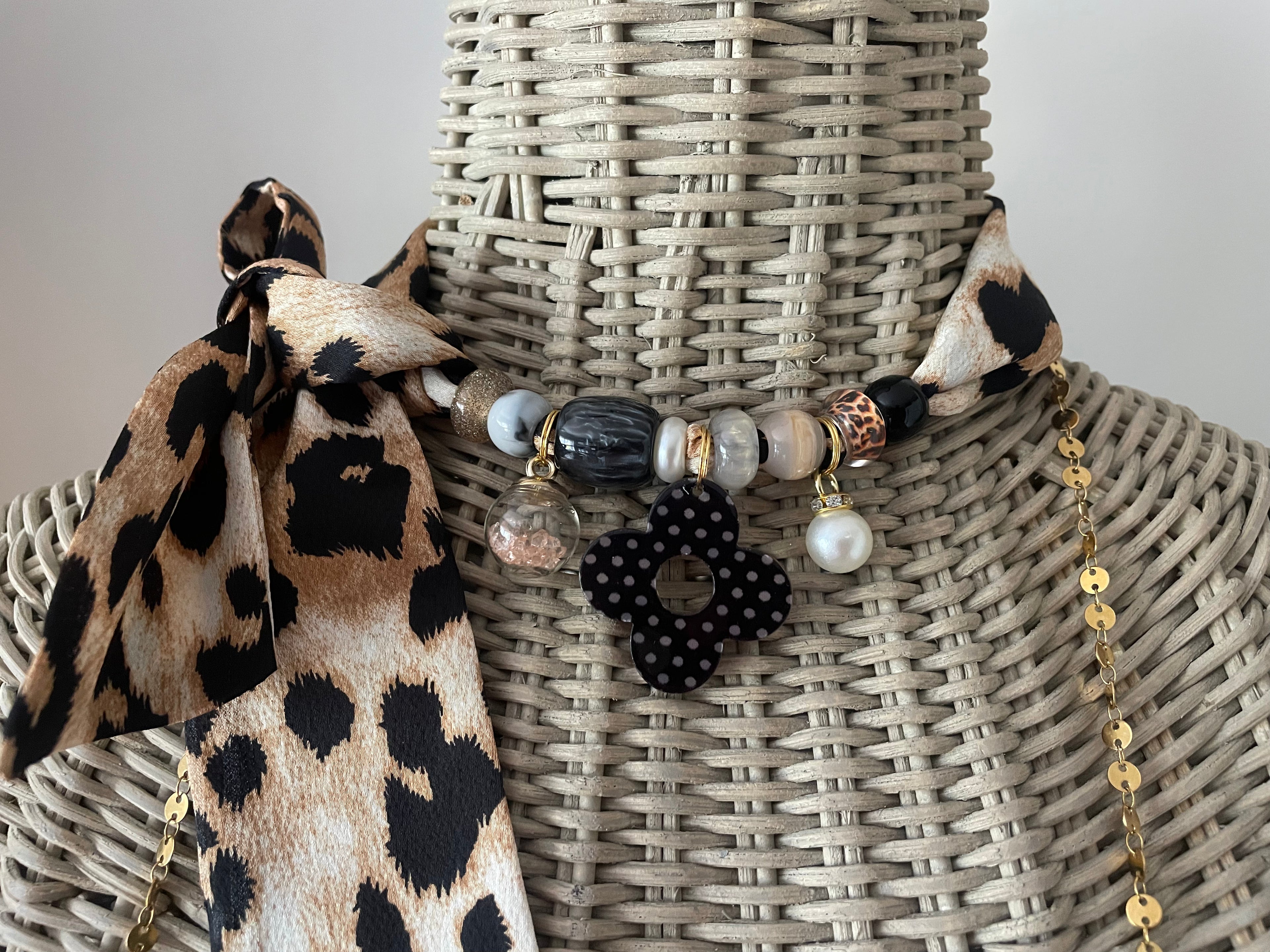 Sjaalketting - Panter zwart nude