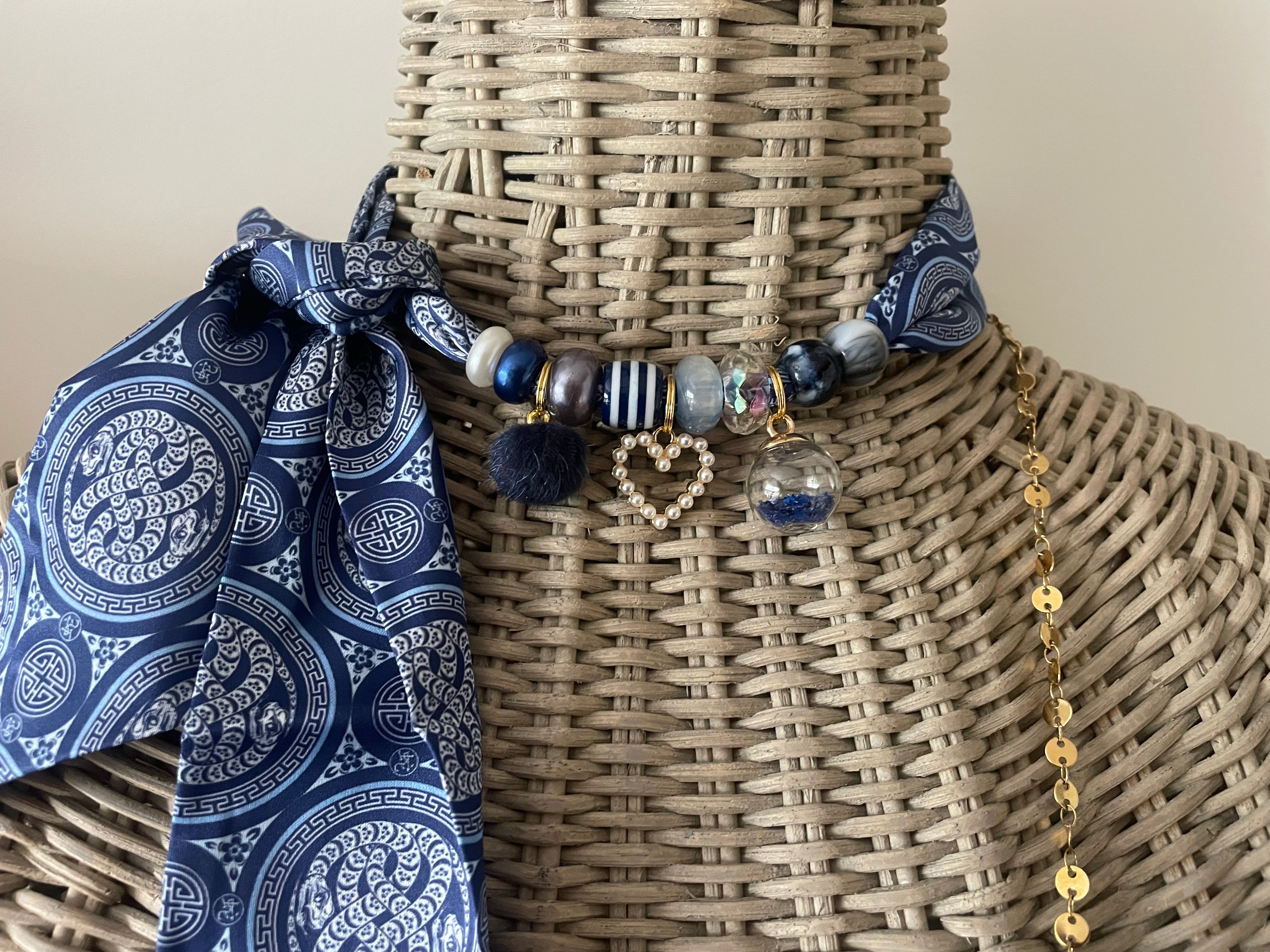 Sjaalenketting - Blauw cirkels