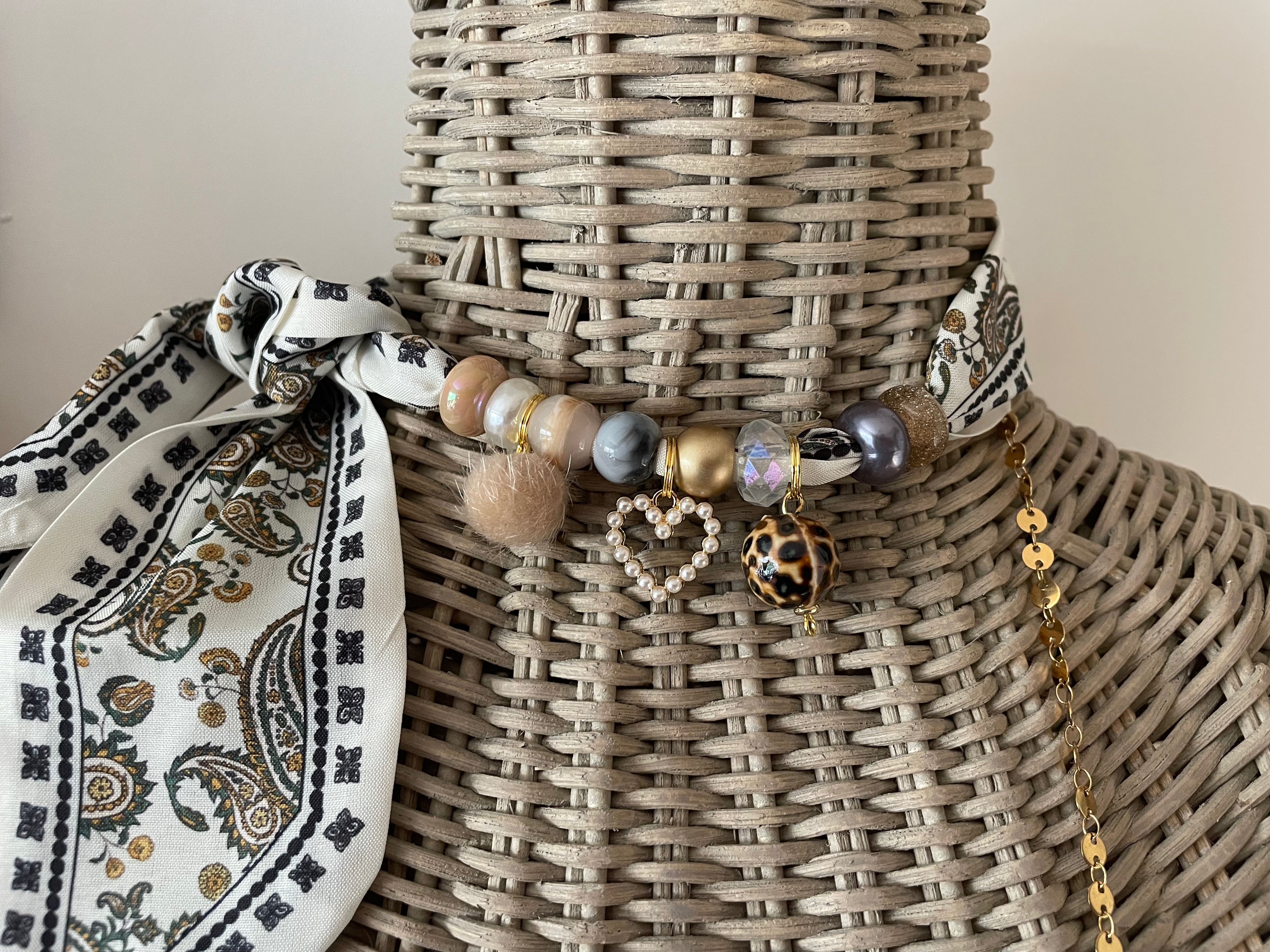 Sjaalketting - Paisley parel hart