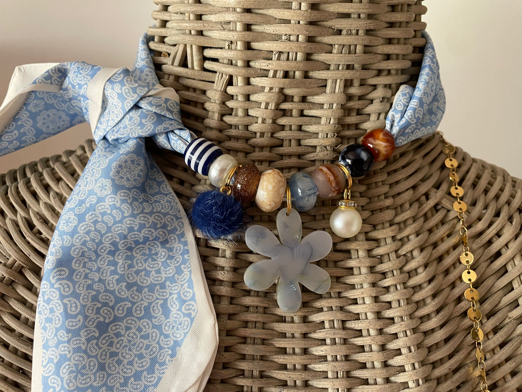 Sjaalketting - Lichtblauw cognac