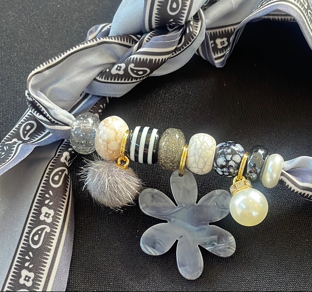 Sjaalketting® - Grijs bloem